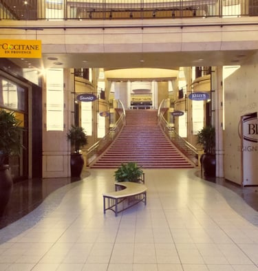 entrance-dolby-theatre-hollywood-walk-of-fame-los-angeles