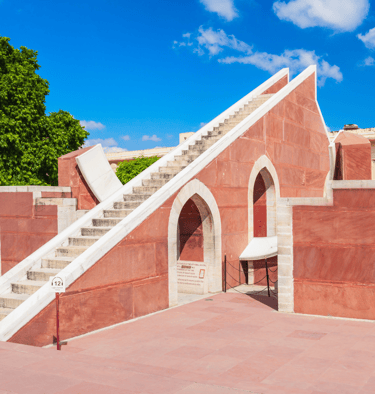 jantar-mantar-tour-guide.jpg