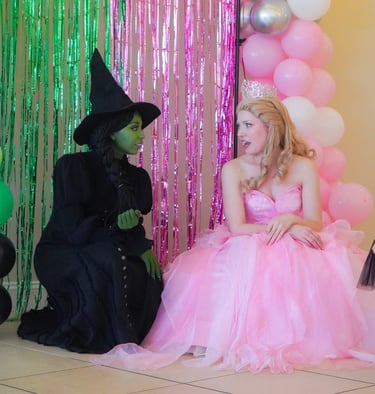 Elphaba and Glinda react to a kid's comment