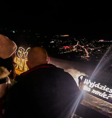 pomysł na zaręczyny w górach napis wyjdziesz za mnie zakopane gubałówka