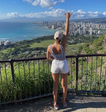 Diamond Head Hike Honolulu O'ahu Hawai'I