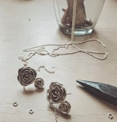 piezas de joyeria hechas a mano