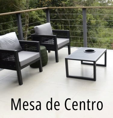 Móveis mesas de centro de alto padrão para área interna e externa feitas em alumínio e madeira