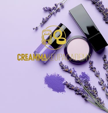 violett-weiße Make-up Utensilien auf lila Hintergrund