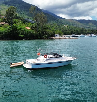 Praia do Sino, águas calmas e abrigadas