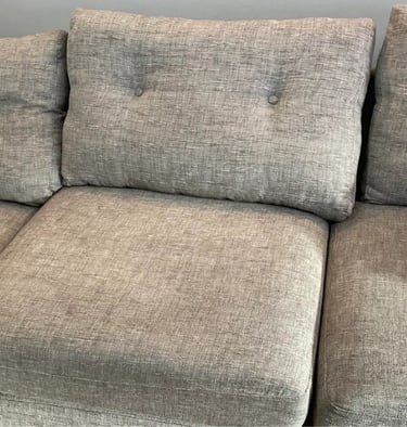 Nettoyage professionnel canape d'angle en tissu gris à Castres par NetT Toulouse