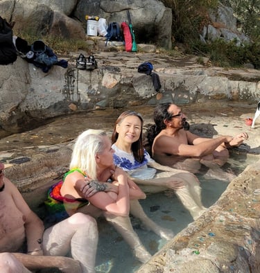 Sharing Isabella Hot Springs with other Christmas Drop Outs