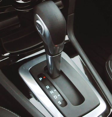 leva cambio automatico nell'officina Spione