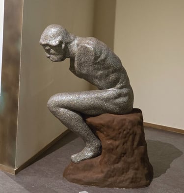 Lee Soon-jong sculpture, Mourning Person