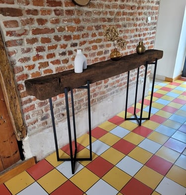 mobilier unique en bois et métal