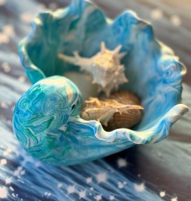 vide poches coquillage marbré bleu et blanc avec de vrais coquillages