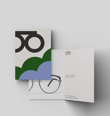 Gestaltung von Printmaterialien wie Flyer, Plakate, Broschüren