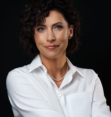 a woman in a white shirt and a white shirt