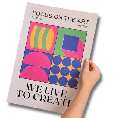Mano de persona sujetando el libro FOCUS ON THE ART