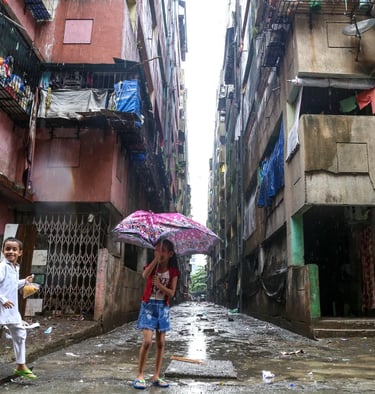 kids playing in an unhygienic locality