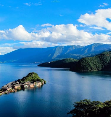 泸沽湖