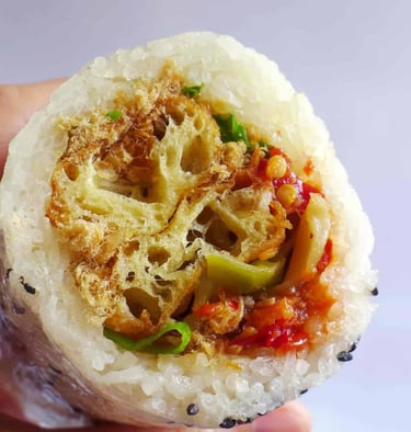 Ci Fan Tuan (粢饭团)