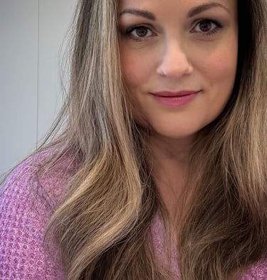 Photo of author Samantha Lovelock