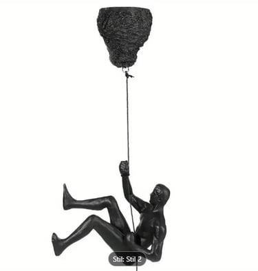 Figur eines kletternden Mann, mit Seil, als Wand Deco