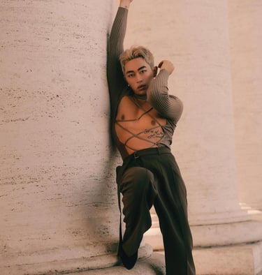 Afa Zhang in dance outfit - showing his artistic model side. Photo by @dozkuo