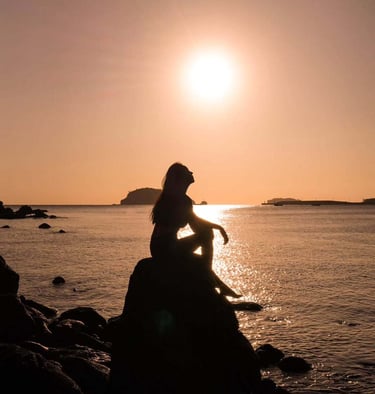Helena reminiscing about the connection between the sea and humans