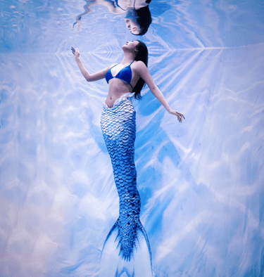 Mermaid Helena during a photo shoot