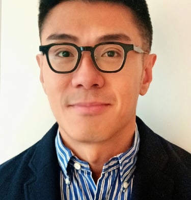 Portrait of Dr Hoyin Chan, trauma therapist in the UK