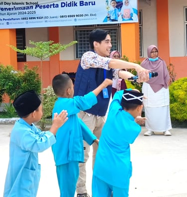 SD Juara Batam Harumas Berbagi PT Usaha Kiat Permata CSR