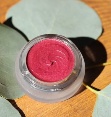 tinted-lip-balm-product-photography