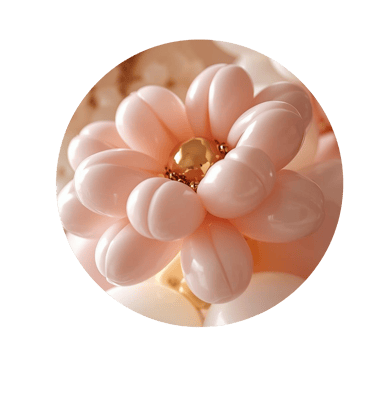 Handcrafted balloon bouquets & crepe paper florals for unforgettable events. dubai ,sharjah