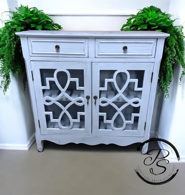 blue accent table finish with plants