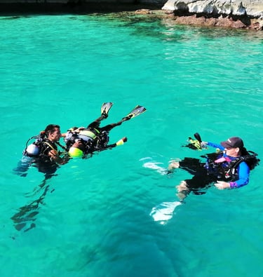 PADI_Divemaster_Jon-Jon_Suarez