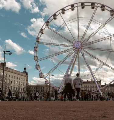 Photographie de rue, la grande roue de Bellecour à Lyon par Mihary