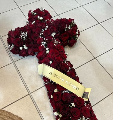 deuil croix par Artisan Fleuriste Ergué-Gabéric proche de Quimper