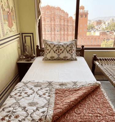 Traditional handmade Jaipuri Razai and winter quilts - Buy direct from factory.