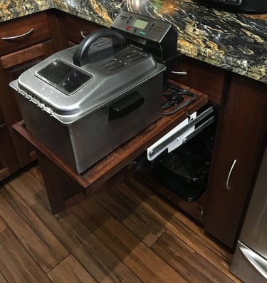 Deep Fryer Appliance Lift
