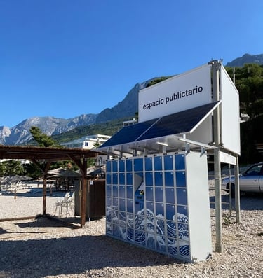 Consigna de equipaje en la playa