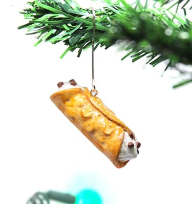 a cannoli christmas tree ornament