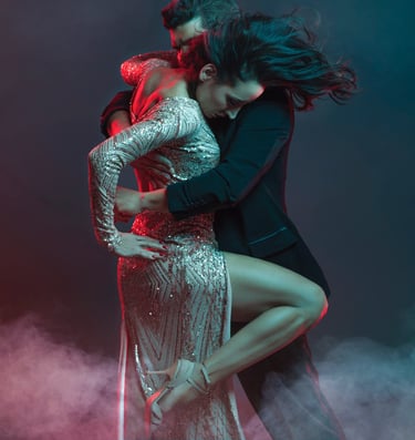 Sexy Tango pose by Adrian Veredice & Alejandra Hobert. Studio photo by Machado Cicala