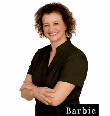 Barbie - θεραπεύτρια μασάζ της Sol Massage