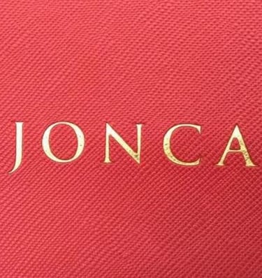 Elegant metallic sheen from foil stamping, a premium finish for custom promotional bags.