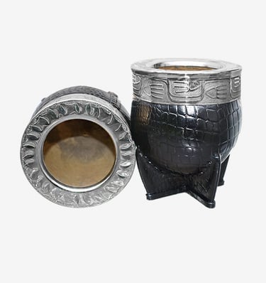 Handcrafted black leather mate gourd with crocodile pattern and ornate silver alpaca rim.
