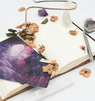 medium voyante gratuit cartomancienne guide