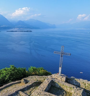 foto con drone del lago di garda - foto per affitti brevi