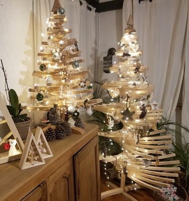 sapin en bois, arbre de Noël, objet en bois, décoration en bois, ébénisterie, artisanat