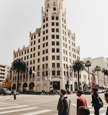 people-hollywood-walk-of-fame-highland-avenue-los-angeles