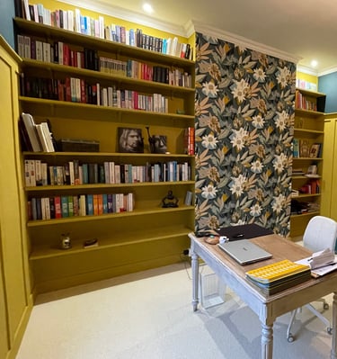 Rénovation d'un bureau vert et moutarde