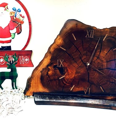 Edged wooden slab clock for table or shelf.