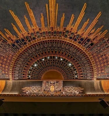 netflix-egyptian-theatre-decor-inside-hollywood-losangeles