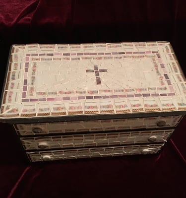 Christian Gifts for Everyone mosaic treasure box